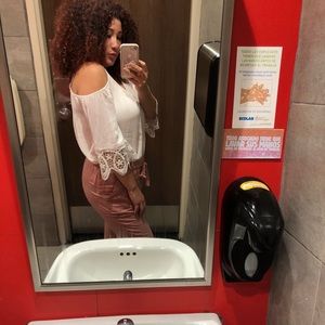 Meet your Posher, Darline